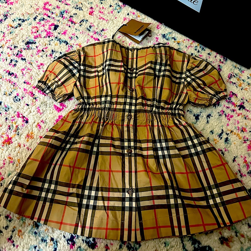 NWT Baby girls Burberry dress size 18 month